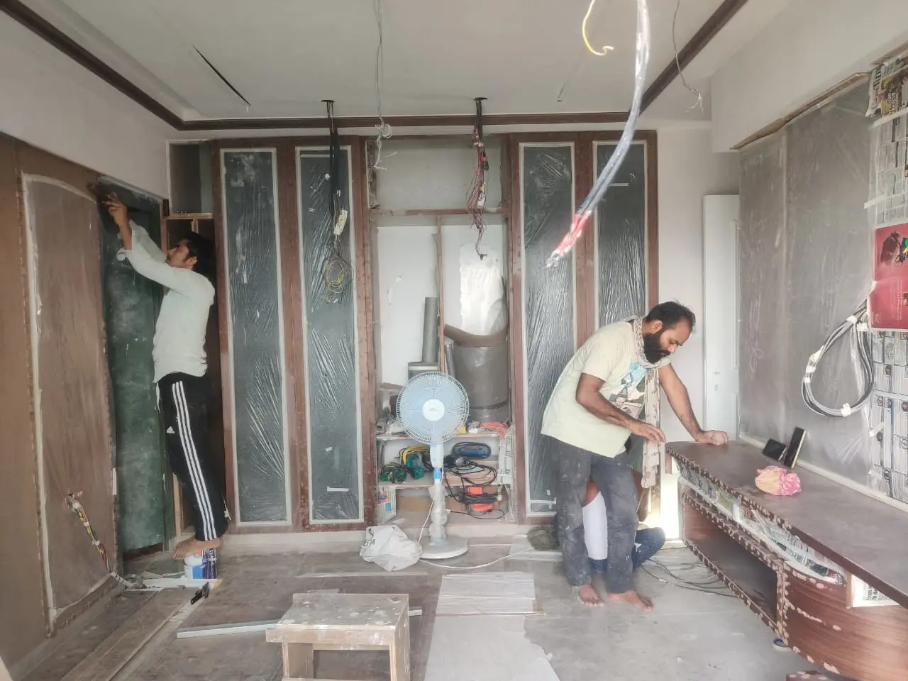 Professional house painting contractor work